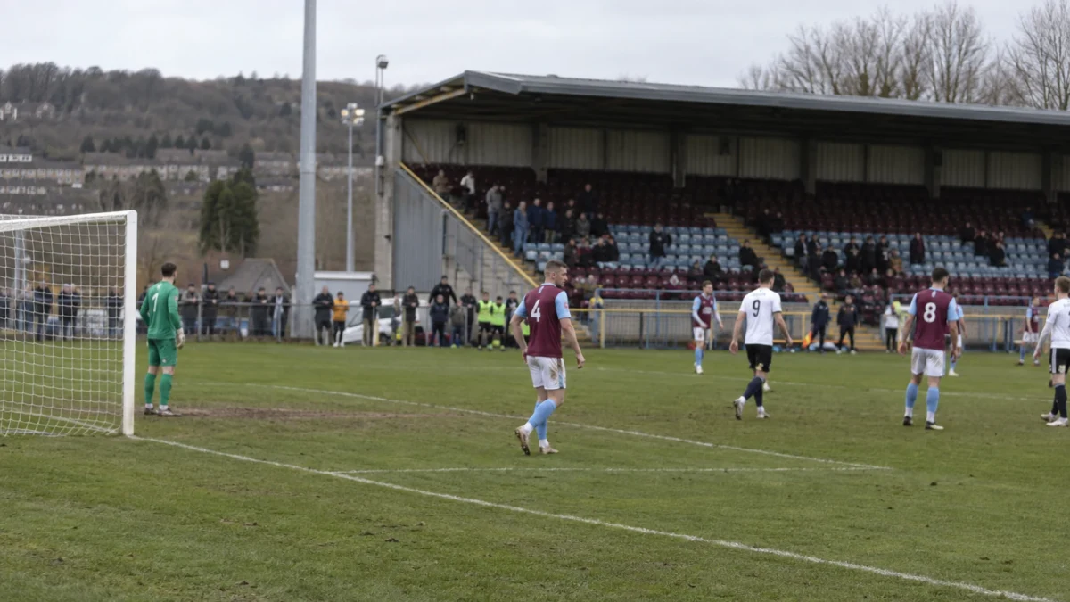 Burnley on pelannut kuusi ottelua ilman voittoa Championshipissa